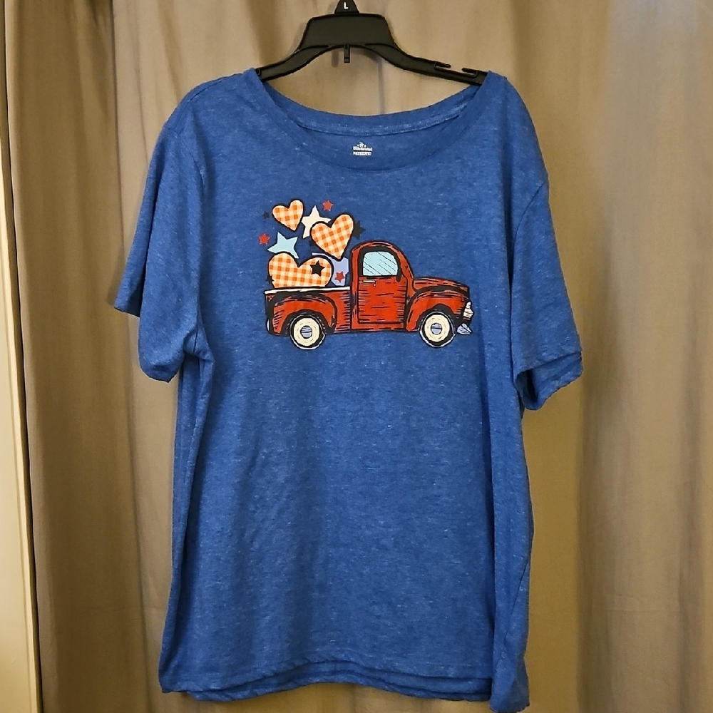🤑Relaxed Blue Short Sleeve Tee with Red Truck Graphic